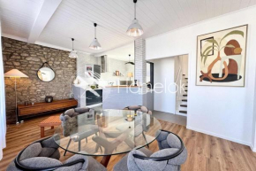 Spacious contemporary duplex - Harbour view